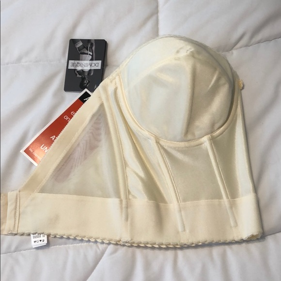 Corset - Picture 3 of 6